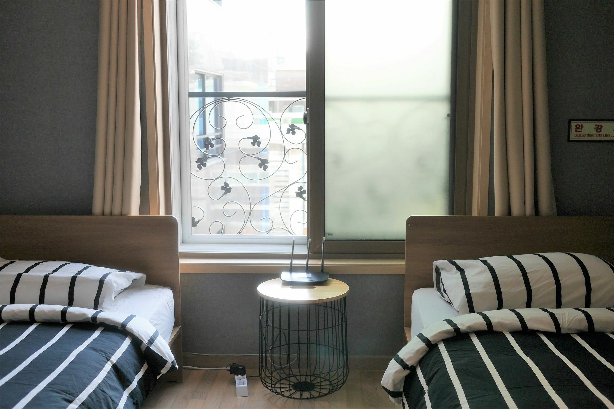 Red Stone Guesthouse Seul Zewnętrze zdjęcie