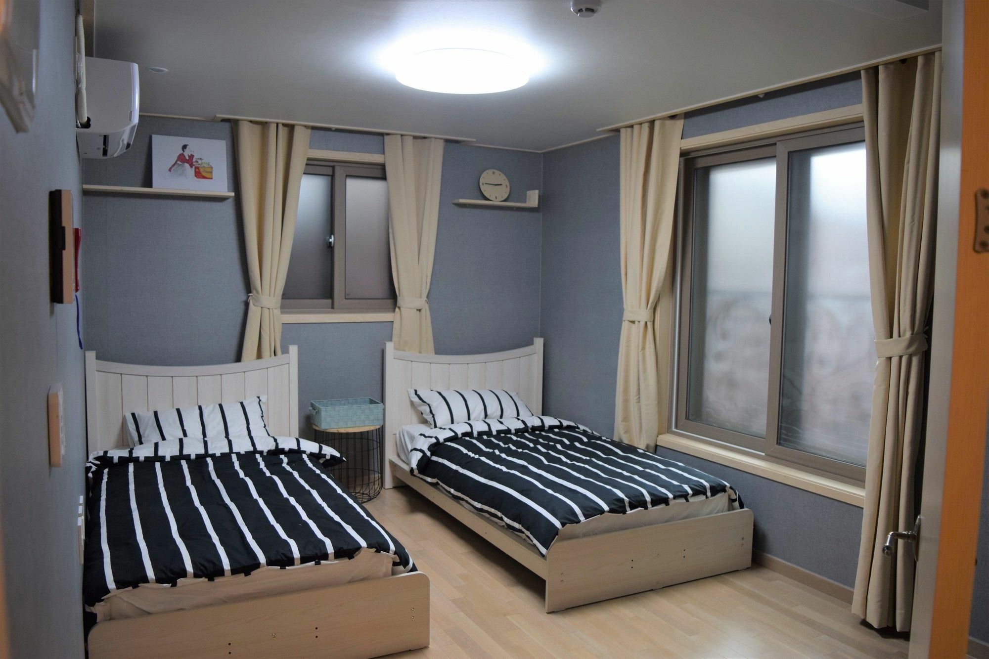 Red Stone Guesthouse Seul Zewnętrze zdjęcie
